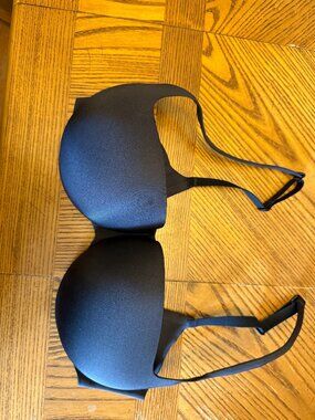 NWOT SKIMS Ultimate Balconette Push-Up Bra Onyx Black 34DD
